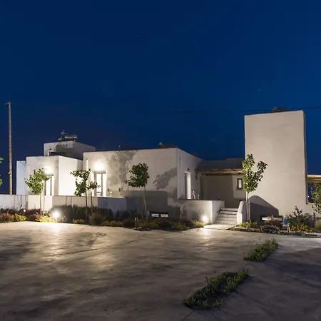 別荘 To Armiro Boutique Maragkas