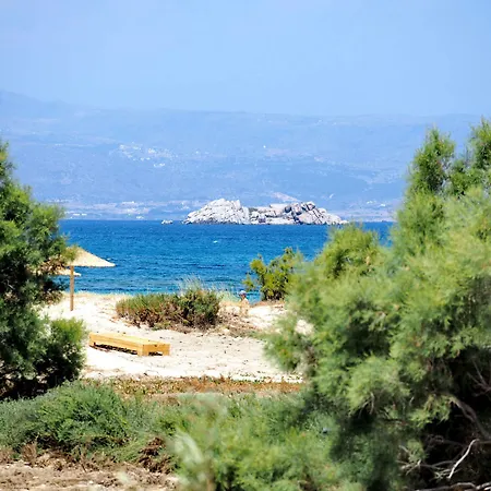 To Armiro Boutique Maragkas