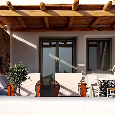 To Armiro Boutique Maragkas