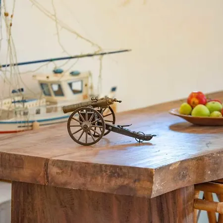 To Armiro Boutique *