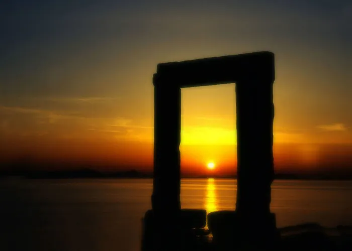 To Armiro Boutique Maragkas