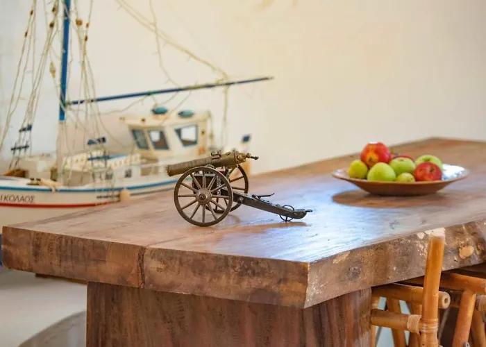 To Armiro Boutique *